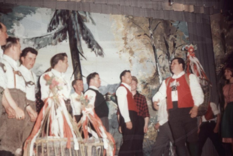 Datei:VH Heinz Chor.jpg